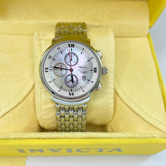 NEW RARE Old Stock INVICTA Trilogy Mens 100m Water Resistant Orig. Design - Picture 2 of 12